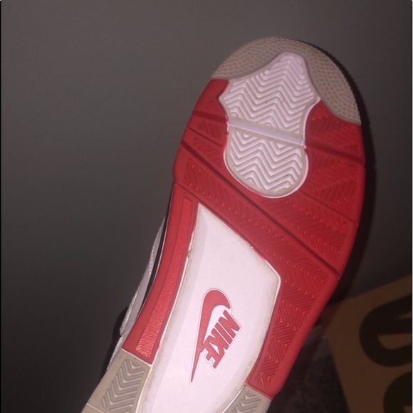 Jordan 4 - Picture 3 of 4